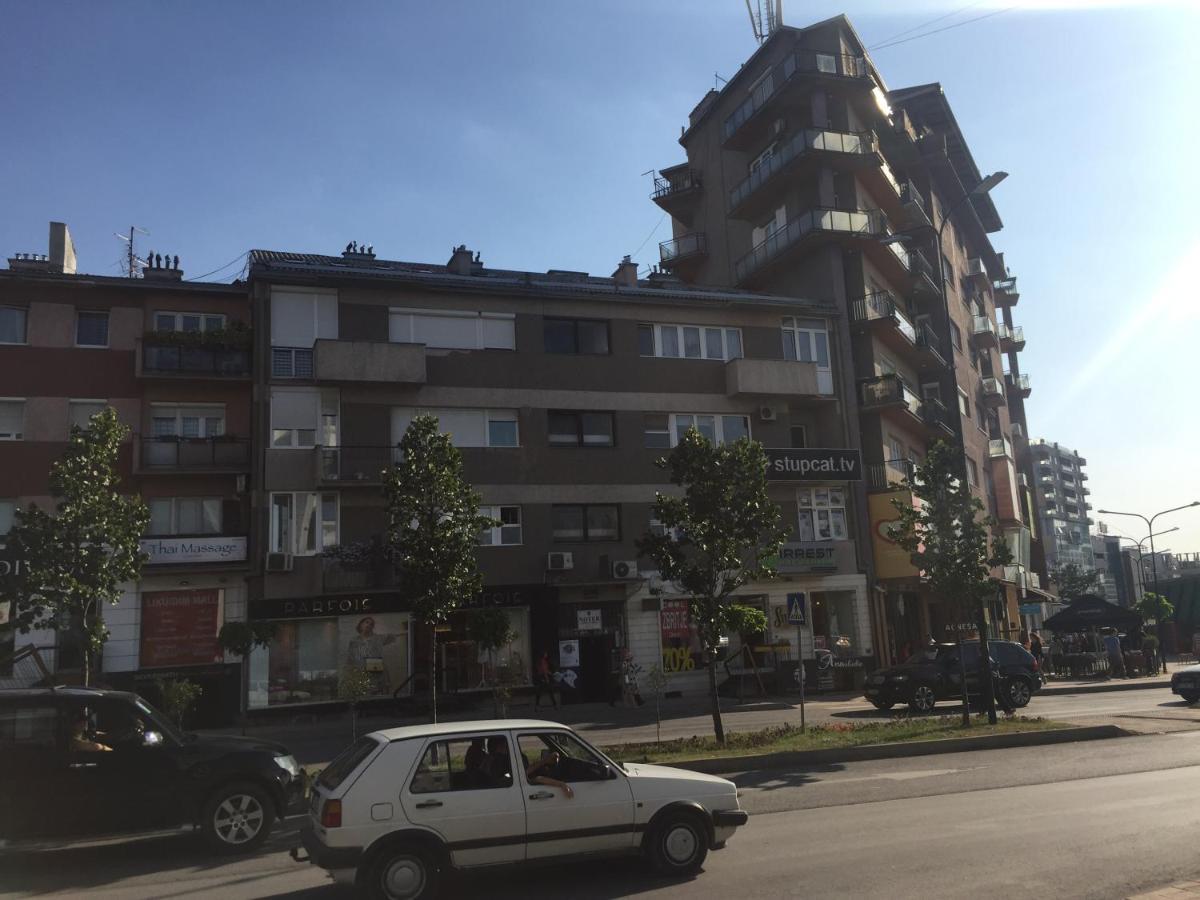 Central Apartment Pristina Extérieur photo